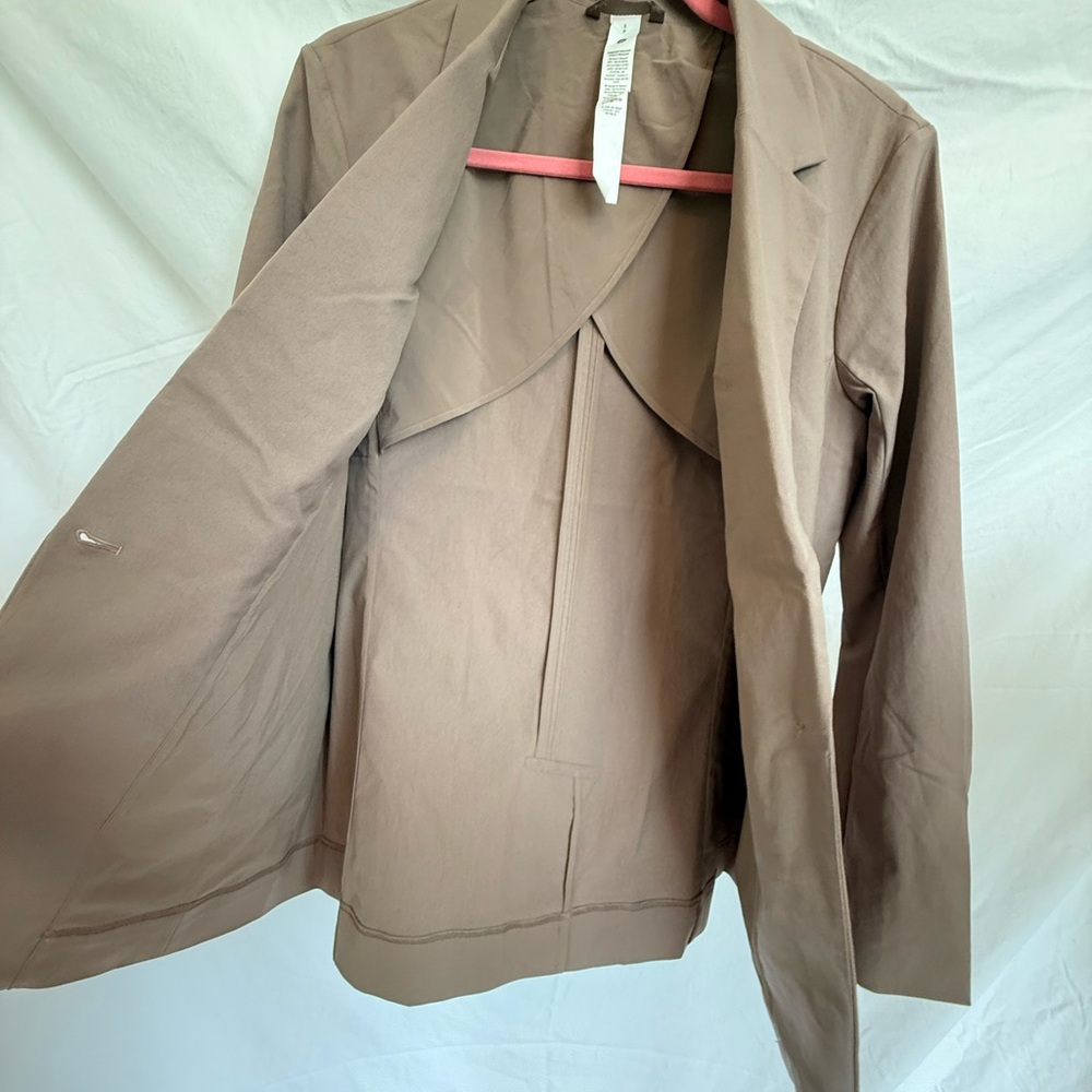 Lululemon Relaxed-fit Twill Blazer, S, NWT - Picture 9 of 11